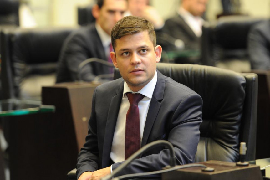 Deputado Tião Medeiros (PTB).