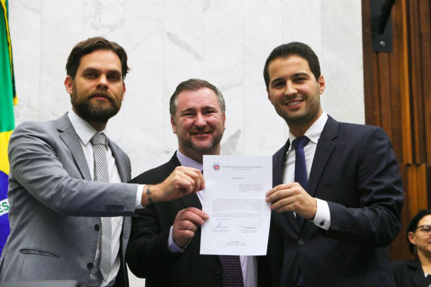 O debate com setor produtivo é organizado pelos deputados Goura (PDT), Emerson Bacil (PSL) e Paulo Litro (PSDB).