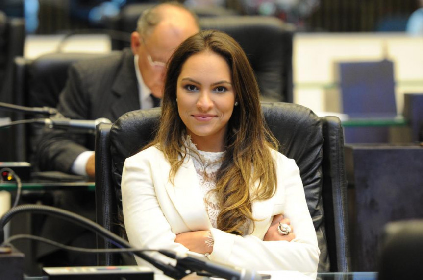 Deputada Maria Victoria (PP)