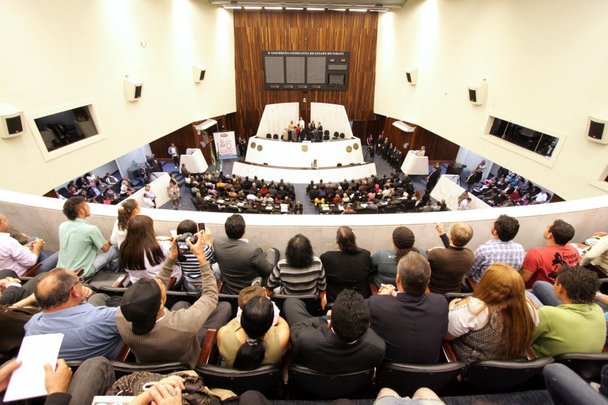 Sessão solene especial em comemoração aos 26 anos da Femoclam.