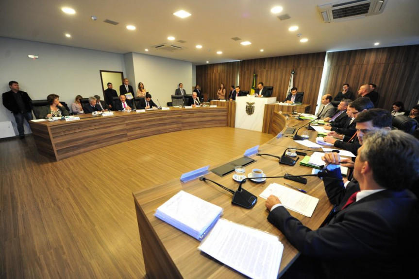 Reunião extraordinária da Comissão foi convocada para quarta-feira (15), às 13h30.
