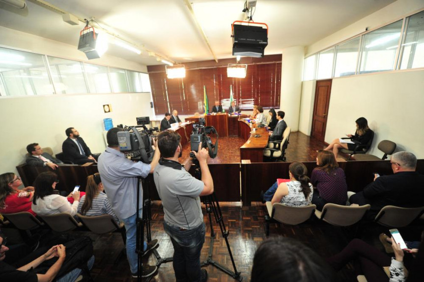 Reunião da Comissão de Orçamento realizada nesta segunda-feira (21).