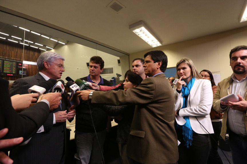 Rossoni (PSDB) concede entrevista.