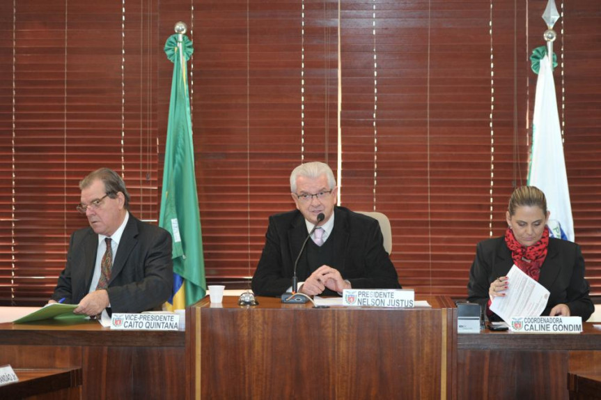 Deputados Caíto Quintana (PMDB) e presidente da CCJ, deputado Nelson Justos (DEM) durante umas das reuniões da CCJ.