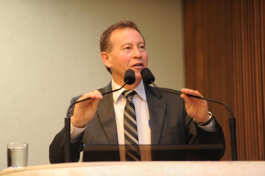 Deputado Professor Lemos (PT).