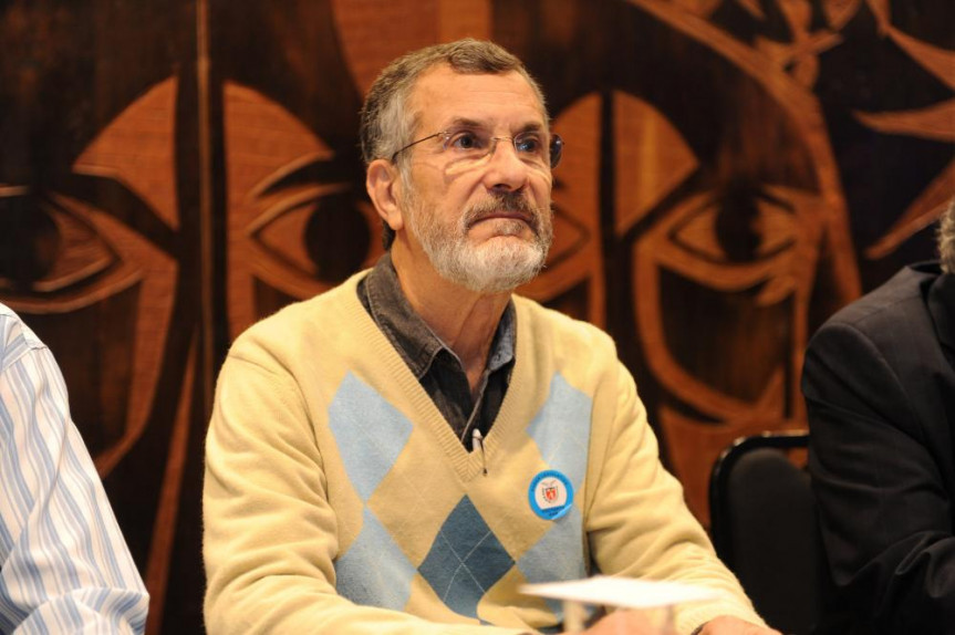 Titular da Universidade Federal do Paraná, professor Flávio Zanette.