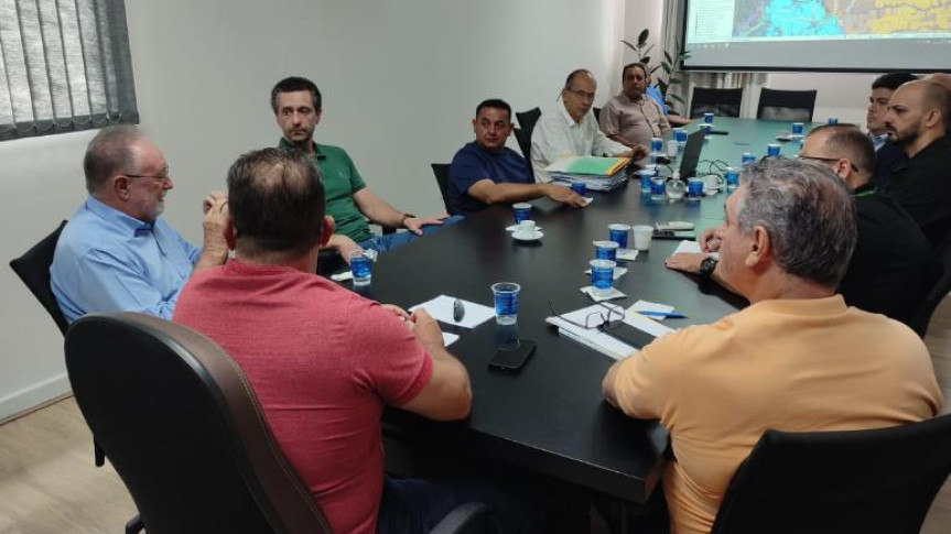 O presidente da Amepar e prefeito de Cambé, Conrado Scheller, e o deputado estadual Tercilio Turini conversaram na manhã desta quarta-feira (12/03) sobre a necessidade de definir prioridades regionais.