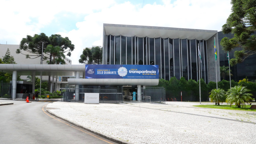 Na segunda-feira (1º) serão realizadas duas sessões plenárias, sendo um ordinária e outra extraordinária.