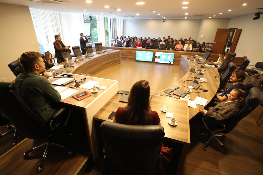 Audiência Pública ocorreu durante toda a manhã desta terça-feira (6), no Auditório Legislativo.