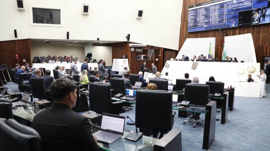 Nesta terça-feira (3) foram realizadas duas sessões plenárias.
