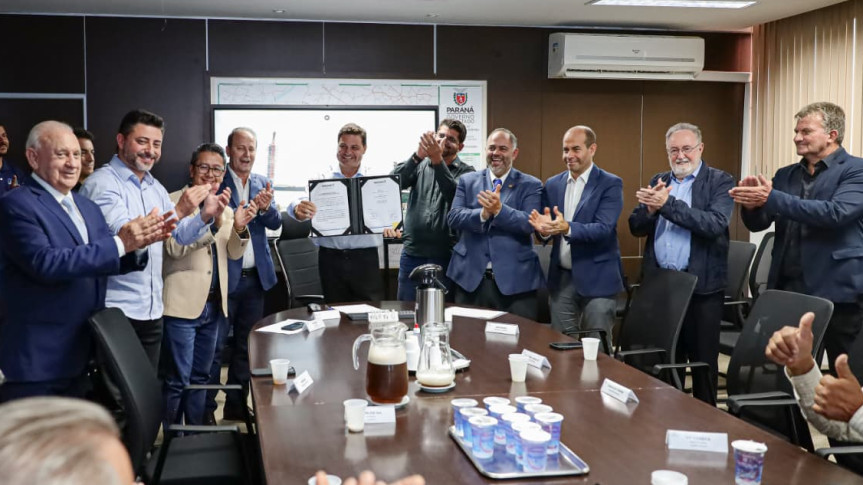 O edital de licitação da obra foi lançado na tarde desta terça-feira (10) na Secretaria de Infraestrutura e Logística do Paraná, em Curitiba.