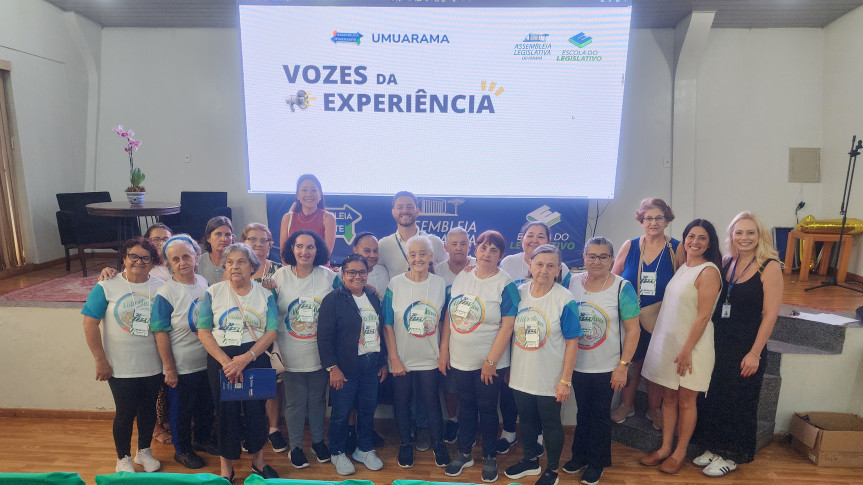 Palestras do programa Vozes da Experiência durante Interiorização da Assembleia em Umuarama.