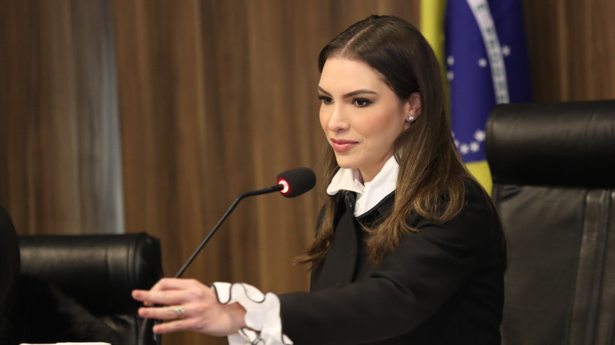 Deputada Maria Victoria (PP).