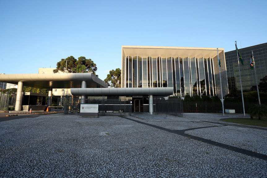 Redução na circulação de pessoas nos prédios da Assembleia Legislativa deve atingir, no mínimo, 70% com novas restrições adotadas pela Mesa Executiva.