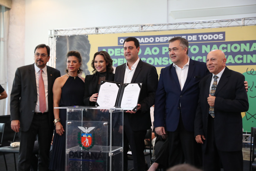 Evento ocorreu na manhã desta sexta-feira (28), no Palácio Iguaçu.