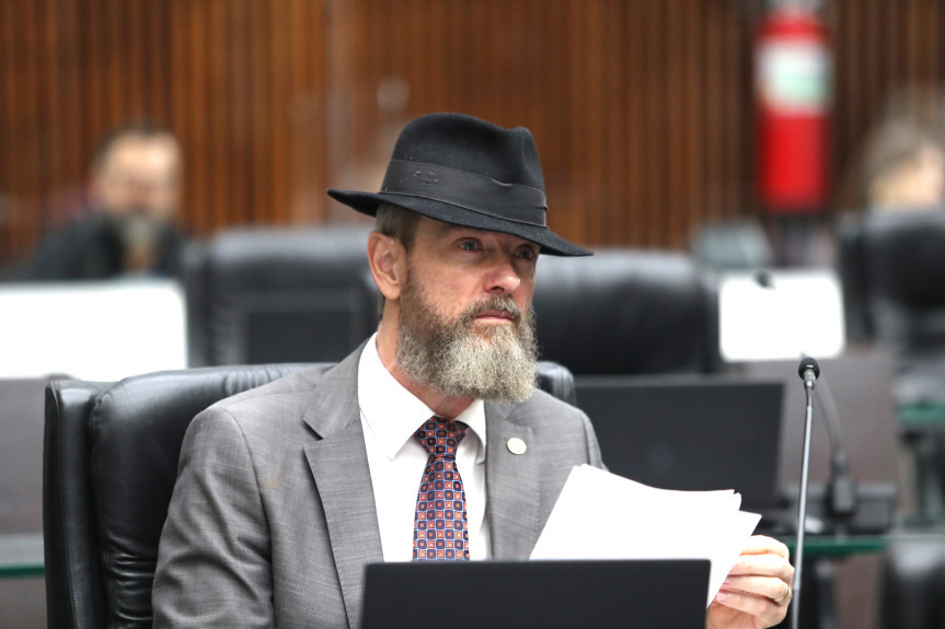 Deputado Tito Barichello (União).
