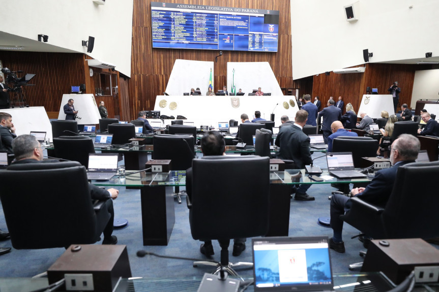 Pauta da sessão plenária desta quarta-feira (7) contou com 11 itens.