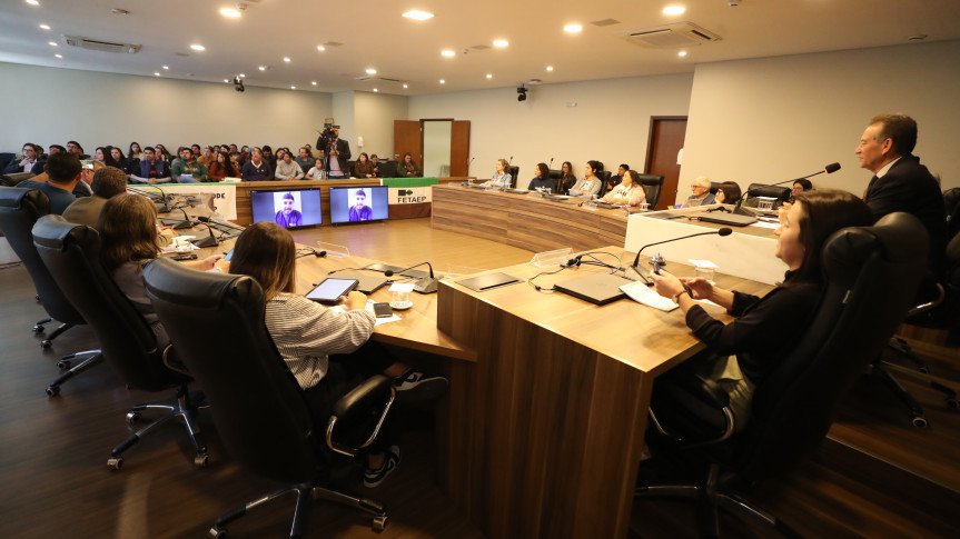 Encontro ocorreu na manhã desta terça-feira (15), no Auditório Legislativo.