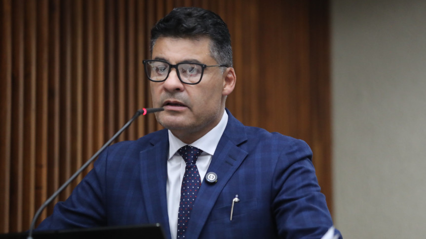 Deputado Marcelo Rangel (PSD) durante discurso em Plenário.