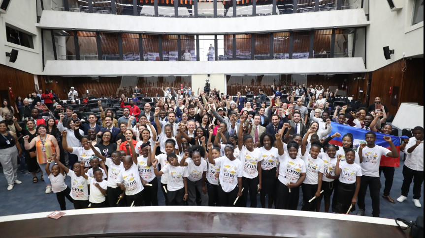 Representantes de diversos povos participaram da audiência pública no Plenário.