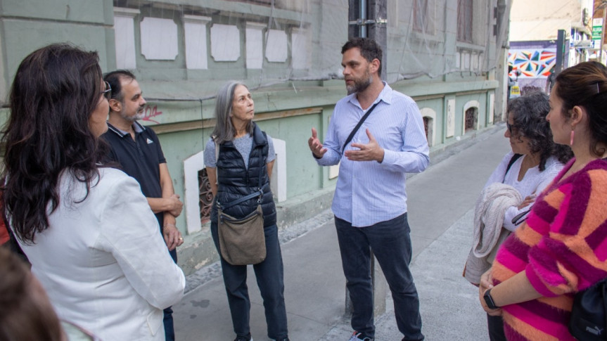 “Nós queremos ajudar a encontrar uma solução definitiva para que o prédio histórico da Belas Artes possa voltar a funcionar e ser novamente o local de ensino e pesquisa e de fomento das artes e da cultura”, disse o deputado Goura.
