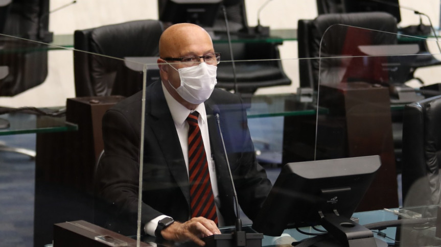 Deputado Luiz Claudio Romanelli (PSB).