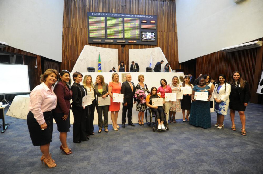 Homenageadas pela Assembleia Legislativa do Paraná