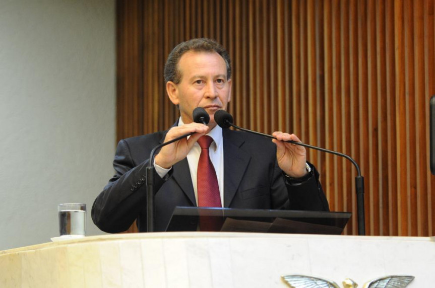 Deputado Professor Lemos (PT).