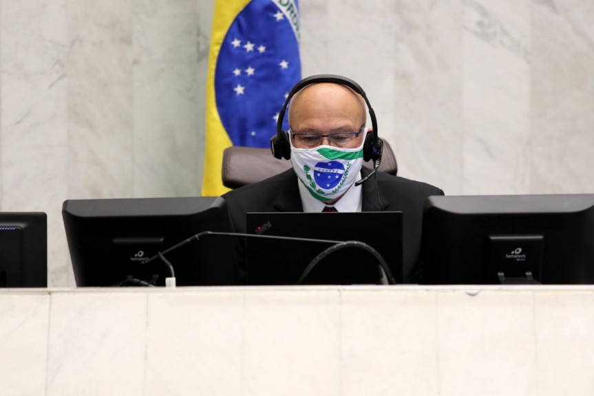 Deputado Luiz Cláudio Romanelli (PSB).