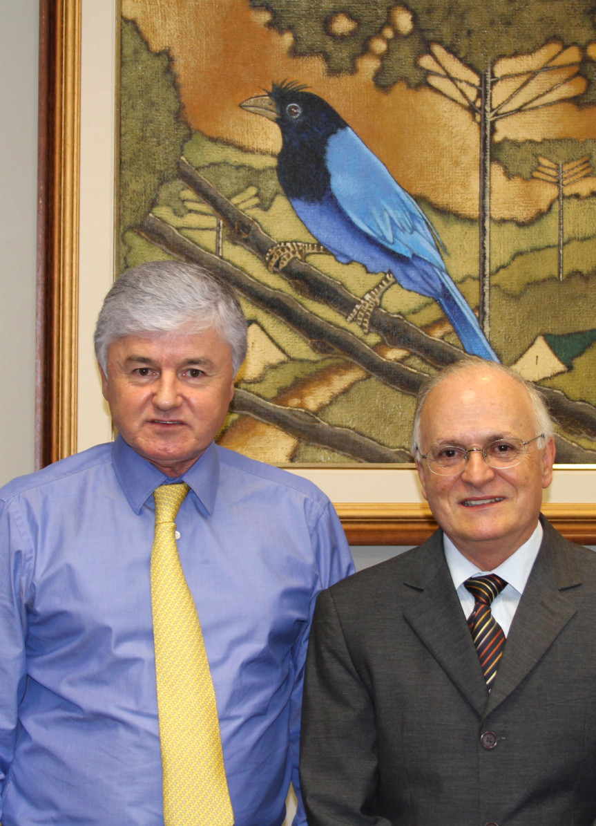 Presidente da Assembleia Legislativa, deputado Valdir Rossoni (PSDB), recebe a visita do corregedor-geral da Justiça, desembargador Noeval de Quadros.