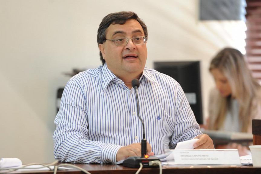 Secretário estadual da Saúde, Michele Caputo Neto.