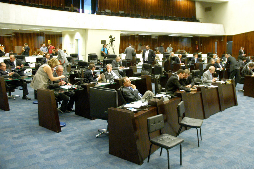Sessão plenária desta quarta-feira (07/12).