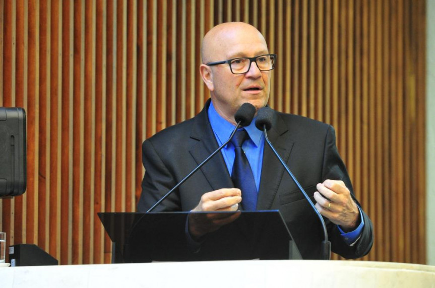 Deputado Luiz Claudio Romanelli (PSB).