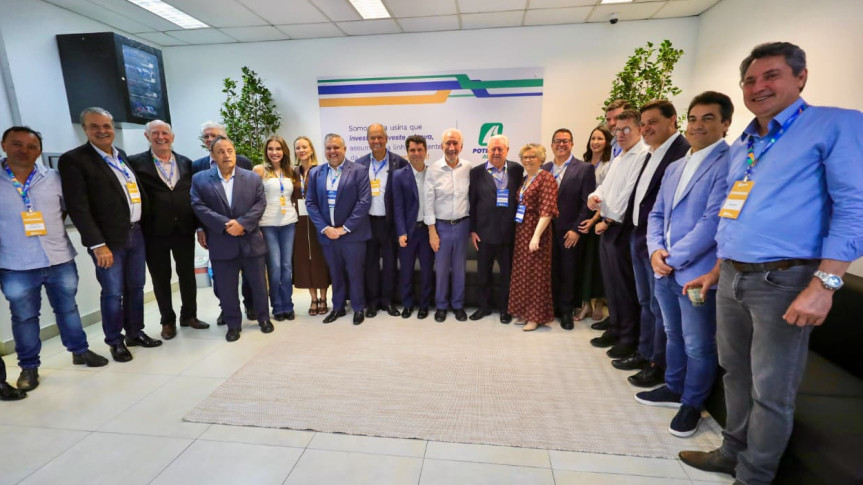 Deputada Maria Victoria (PP) no complexo industrial do Grupo Potencial, na Lapa.