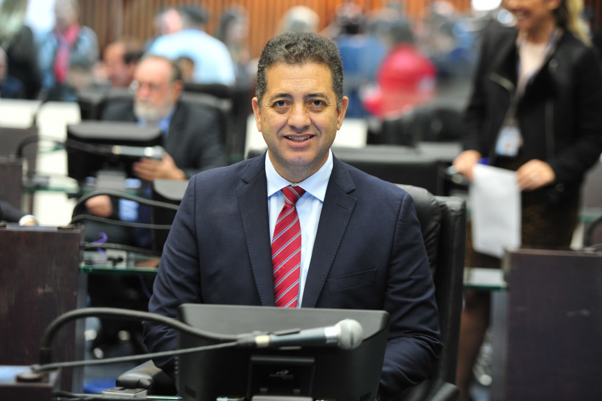 Deputado Cobra Repórter (PSD).
