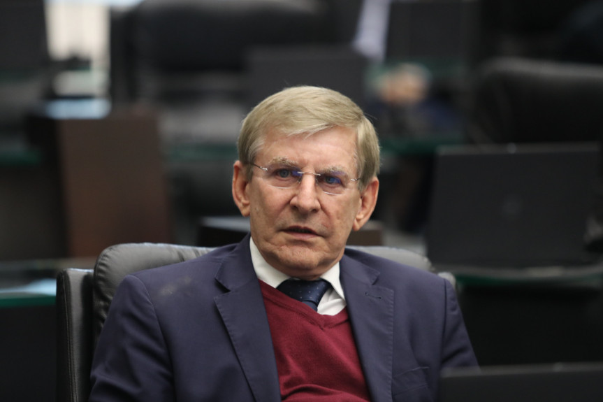 Deputado Elio Rusch (União).