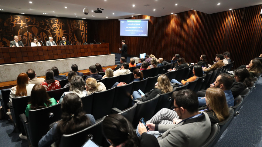 Audiência ocorreu no Plenarinho da Assembleia Legislativa na manhã desta terça-feira (23).