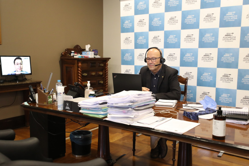 Grupo de trabalho que discute novas concessões de pedágio se reuniu com a sociedade civil de Umuarama nesta sexta-feira (12). Rodovia PR-323 é a principal ligação entre as regiões Norte e Noroeste.