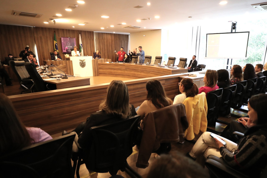 Evento ocorreu no Auditório Legislativo na manhã desta segunda-feira (12).