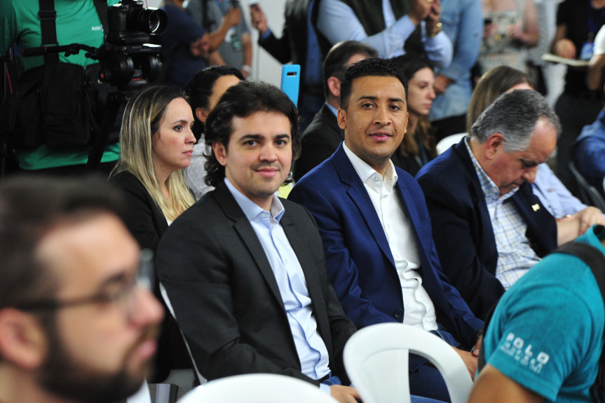 Deputados Luiz Fernando Guerra (PSL) e Soldado Adriano José (PV).