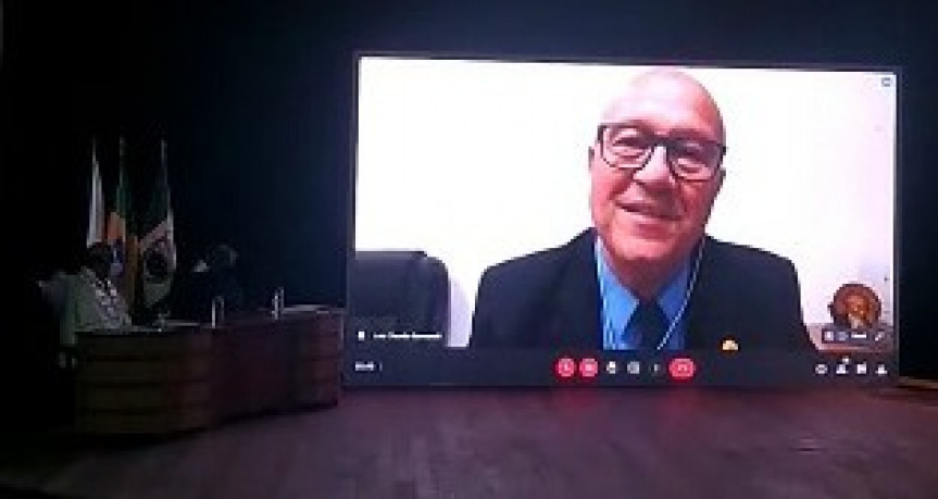 Deputado Luiz Claudio Romanelli (PSB) representa a Assembleia Legislativa na cerimônia dos 109 anos da UFPR