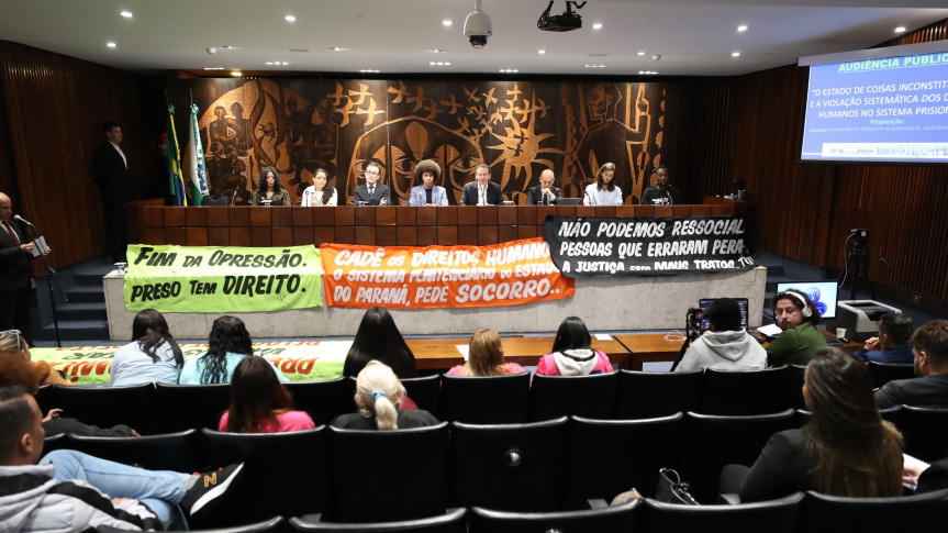 Audiência ocorreu no Plenarinho da Assembleia Legislativa na manhã desta terça-feira (14).