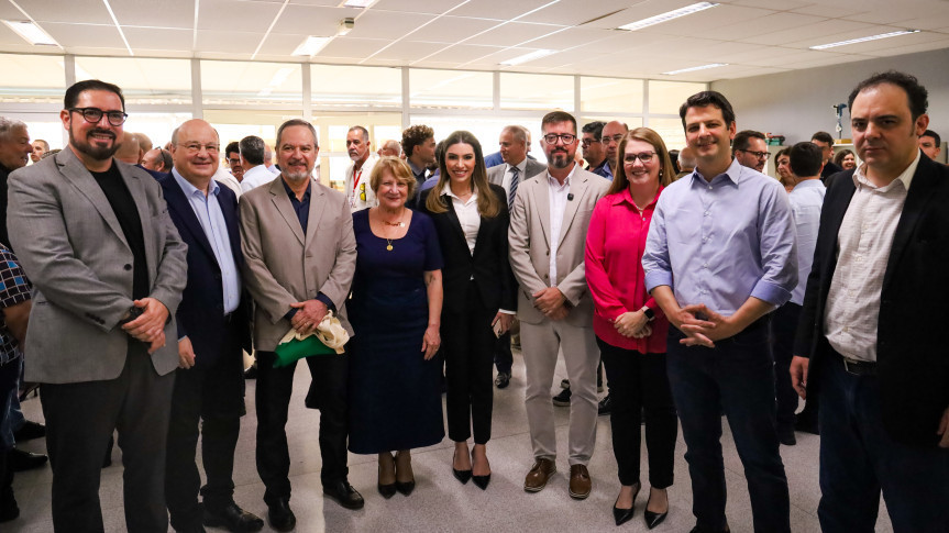 A inauguração da planta de produção de hidrogênio renovável na Universidade Federal do Paraná (UFPR) correu nesta sexta-feira (17).