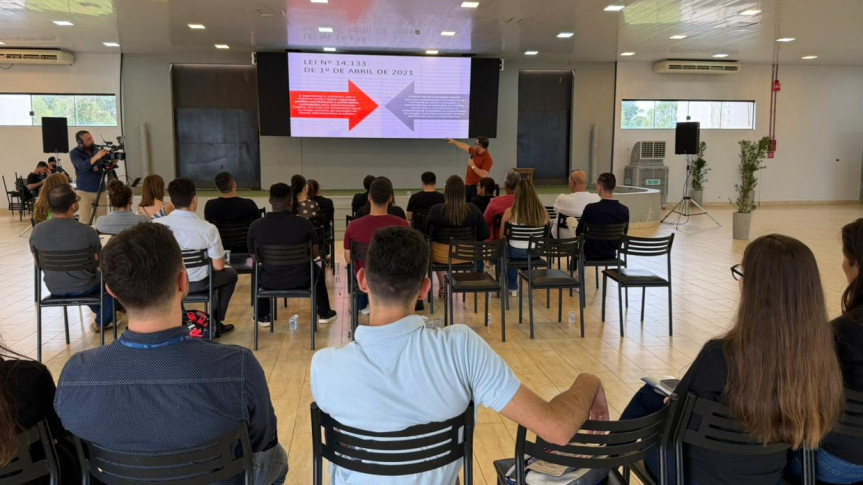 Palestra ocorreu na tarde desta quarta-feira (11).