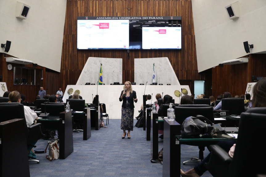 Escola do Legislativo promoveu curso de capacitação aos novos servidores.