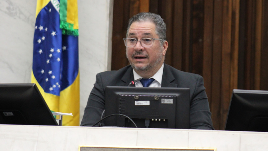 Deputado Gilson de Souza (PL).
