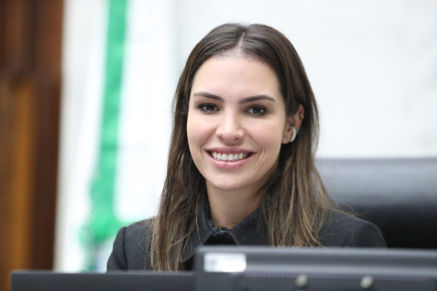 Deputada Maria Victoria (PP).