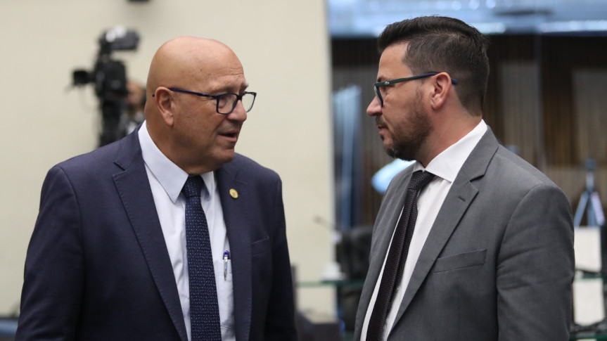 Romanelli e Chiorato apontam que os pedágios no Paraná seguirão com preços altos e pedem explicações sobre diversas aspectos do processo licitatório.