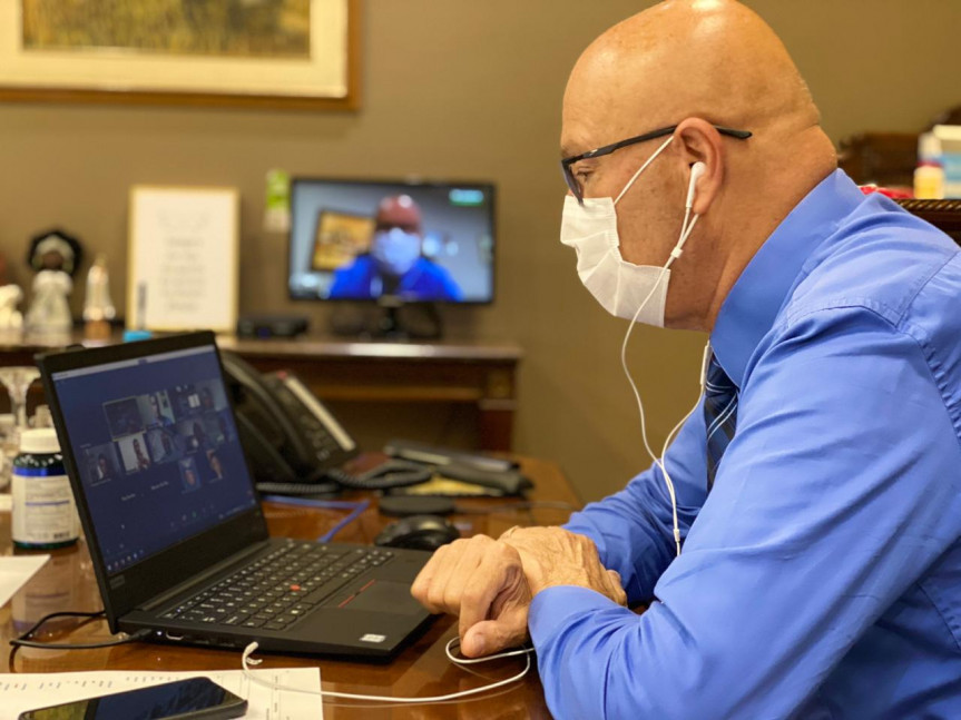 Deputado Luiz Claudio Romanelli (PSB).