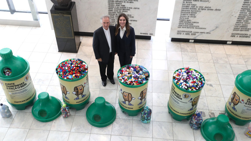 Entrega ocorreu no início da tarde desta terça-feira (31), no Hall de Entrada do Prédio Administrativo.